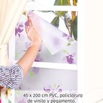 Ventana discreta lirios.jpg