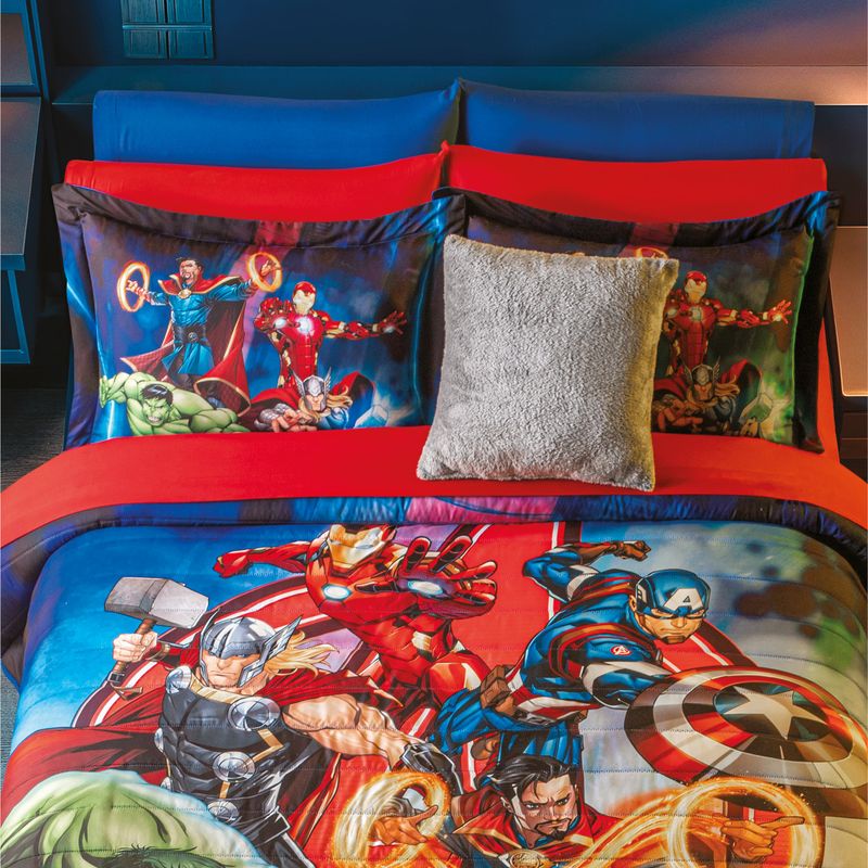Ed-neo-super-avengers2.jpg